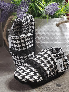 PLKC Houndstooth Pom Mocc